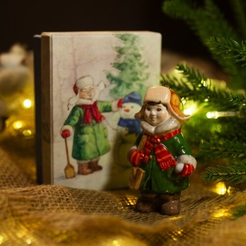 Ёлочная игрушка Егорка с лопаткой Ёлочная игрушка Егорка с лопаткой фото