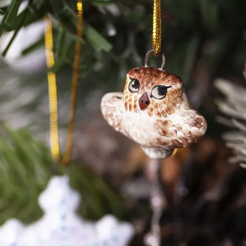 Совенок коричневые перья (мини) Размер: 1.5 × 2.5 × 2.5 СМ, вес: 10ГР фото