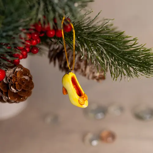 Туфля желтая (мини) Размер: 1.5 × 2.5 × 3 СМ, вес: 10ГР фото