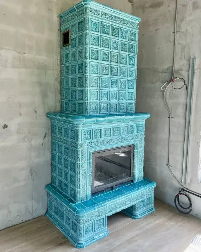 изразцы на печке-камине