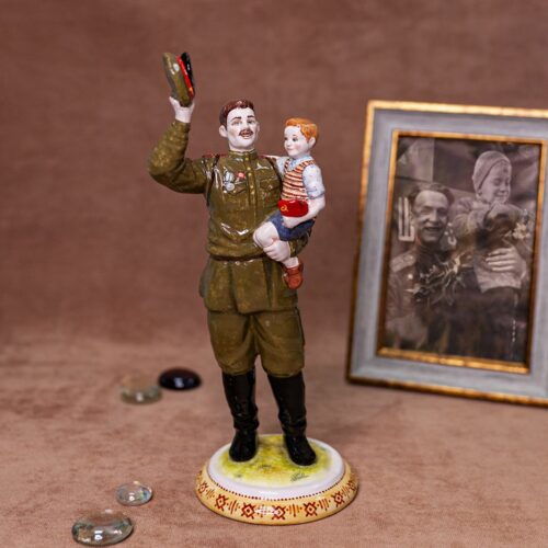 Солдат с ребенком фото