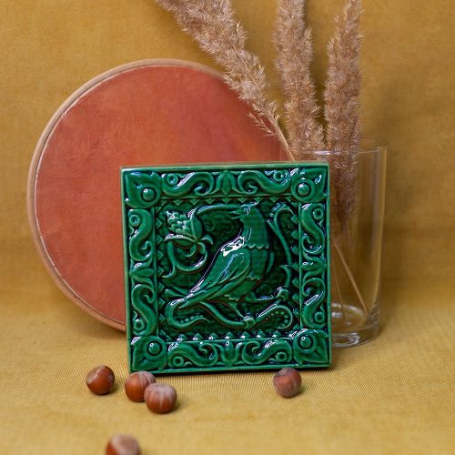 Изразец Соловей одноцветный зеленый Изразец Соловей одноцветный зеленый фото