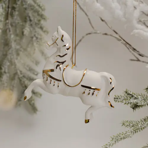 Лошадка цирковая вниз фарфор Лошадка цирковая вниз фарфор фото