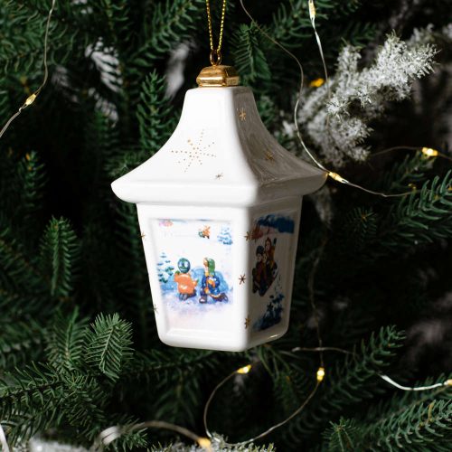 Фонарик Домик Зимние забавы(белый) фарфор фото