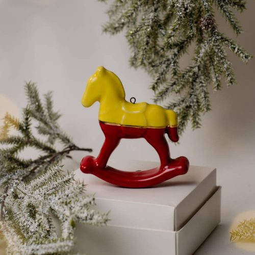 Лошадка качалка двухцветная с золотом (жёлтая с красным) Лошадка качалка двухцветная с золотом (жёлтая с красным) фото