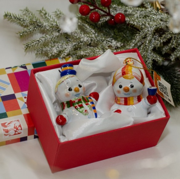 Набор 2 снеговика майолика Набор 2 снеговика майолика фото