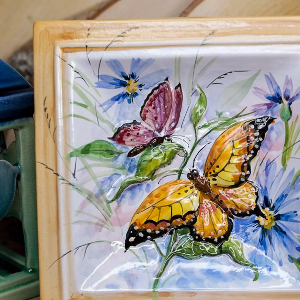 Бабочки две бабочки-декор